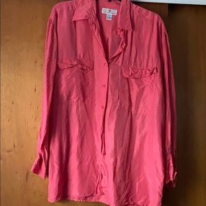 🌸 BUY TODAY OR GONE TOMORROW- Silk Blouse 🌺